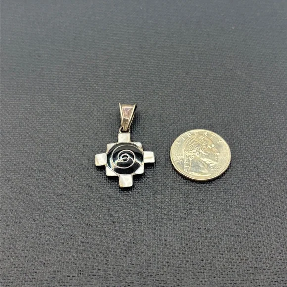 VTG 950 sterling silver Peruvian Chakana black onyx w/mother of pearl inlay boho - Picture 5 of 11